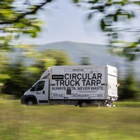 freitag_circular_tarp_prototype_road_elias_boetticher_05.jpg