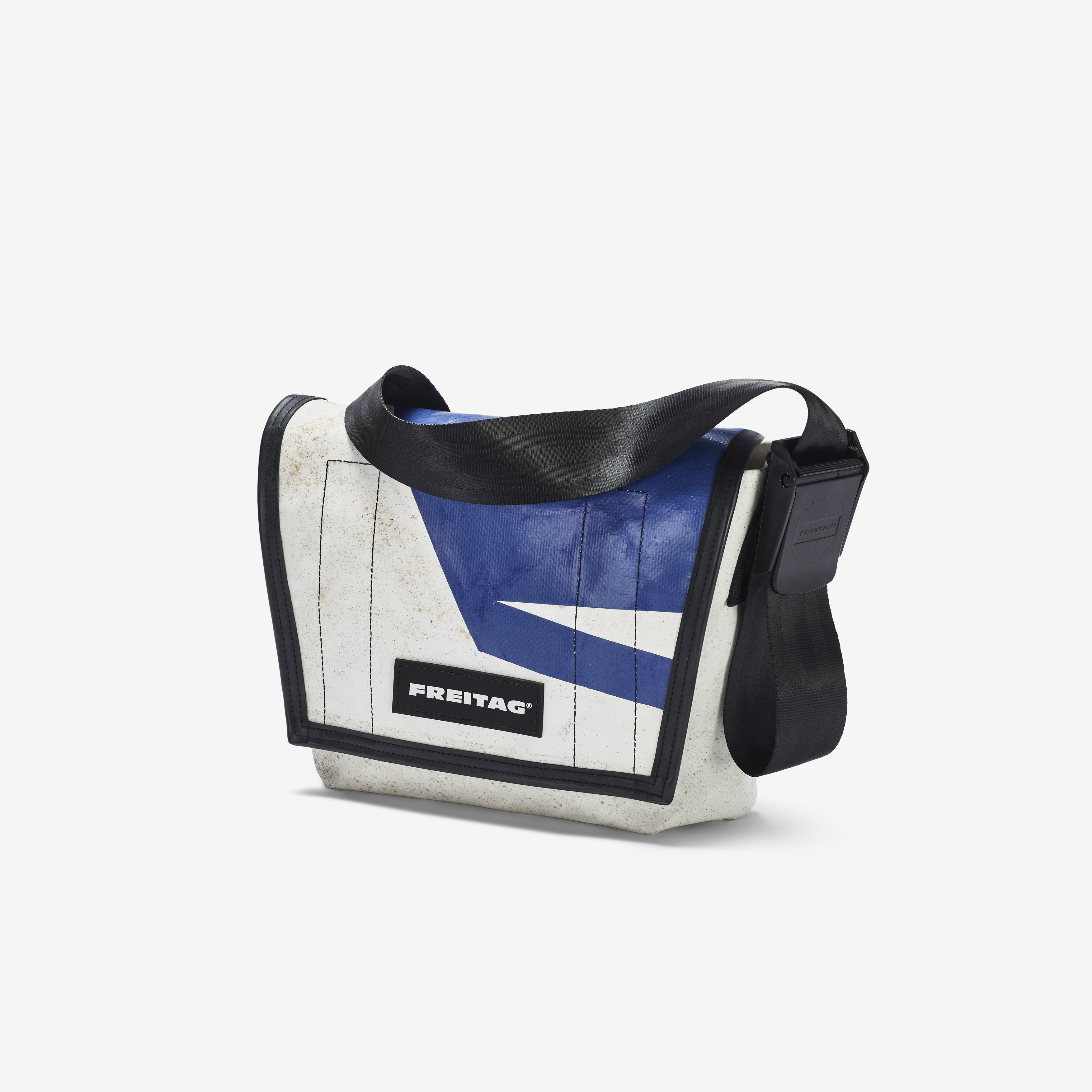 Freitag F11 LASSIE 転写幌